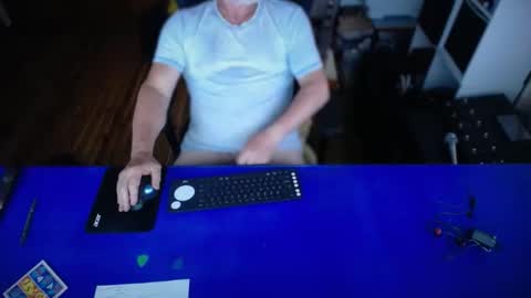 guesswhatigot2 online show from February 2026 08:05:02 AM