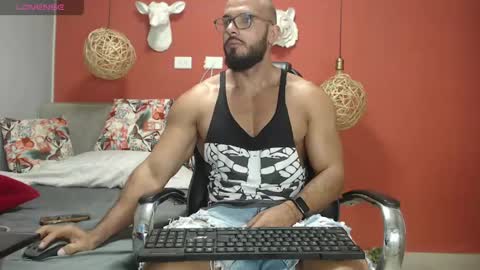 Snapshot of guillesmith2021 chatting on January 2025 09:24:02 AM Angel online show from January 2025 09:24:02 AM