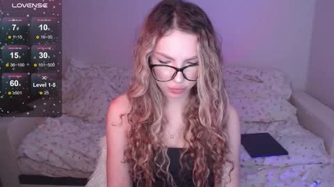 Snapshot of guilty_pleasureee chatting on February 2026 06:15:01 PM Marta online show from February 2026 06:15:01 PM