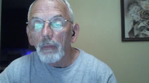 Snapshot of gulfcoast1952 chatting on January 2025 12:18:01 PM Roy online show from January 2025 12:18:01 PM
