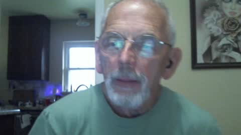 Snapshot of gulfcoast1952 chatting on January 2025 02:36:01 PM Roy online show from January 2025 02:36:01 PM
