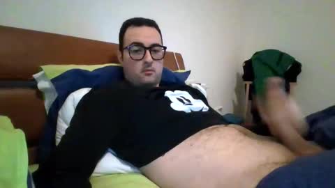 Snapshot of gullit93 chatting on February 2026 11:20:01 AM gullit93 online show from February 2026 11:20:01 AM