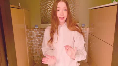 guns_n_buns online show from April 2026 11:46:02 PM