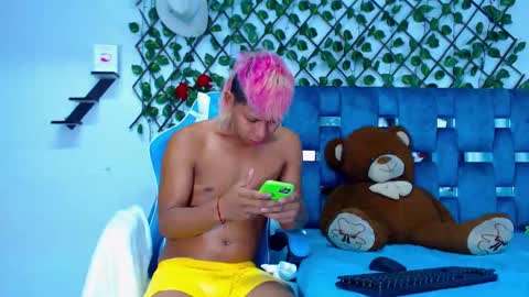 Hakim online show from January 2025 01:58:02 PM