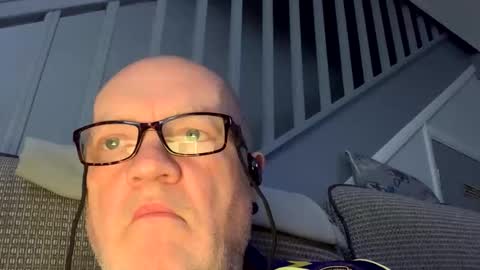 gusher25 online show from April 2026 09:01:02 PM