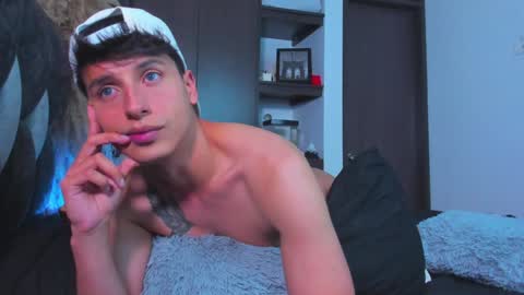 Snapshot of guy_twinks chatting on January 2025 11:56:01 PM Gabriel online show from January 2025 11:56:01 PM