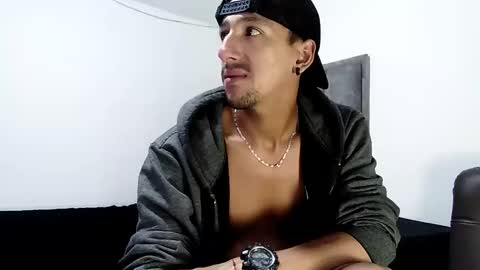 karim online show from February 2025 06:06:01 AM