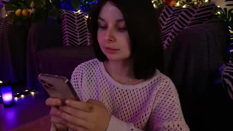 Snapshot of gwenhilton chatting on March 2025 08:41:01 AM gwenhilton online show from March 2025 08:41:01 AM