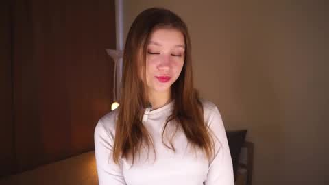 Molly online show from April 2026 05:16:01 AM