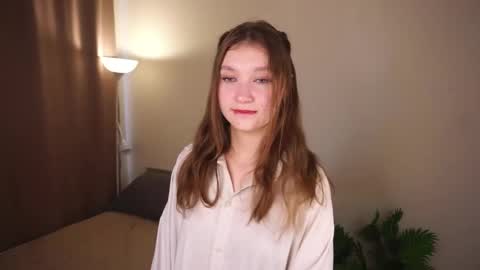 Molly online show from May 2026 05:02:02 AM