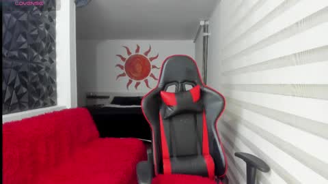   online show from February 2025 03:40:01 AM