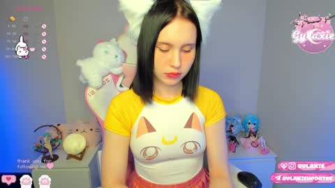 Snapshot of gylaxie chatting on December 2024 08:38:02 AM online show from December 2024 08:38:02 AM