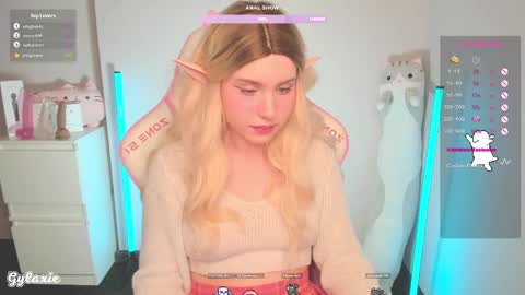 Snapshot of gylaxie chatting on March 2025 03:05:02 PM online show from March 2025 03:05:02 PM