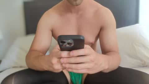 Kinky Gym Guy online show from May 2026 11:18:02 AM