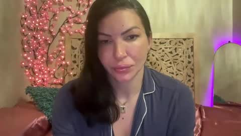 Gypsy online show from October 2025 09:59:01 AM