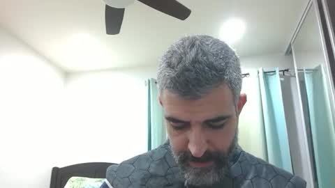 Snapshot of h0nest84 chatting on December 2024 04:39:01 AM h0nest84 online show from December 2024 04:39:01 AM