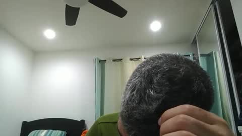 Snapshot of h0nest84 chatting on December 2024 09:21:01 AM h0nest84 online show from December 2024 09:21:01 AM