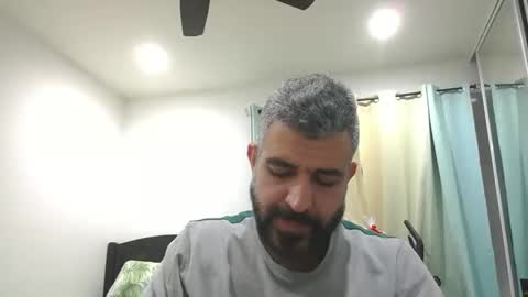 Snapshot of h0nest84 chatting on January 2025 07:38:01 AM h0nest84 online show from January 2025 07:38:01 AM