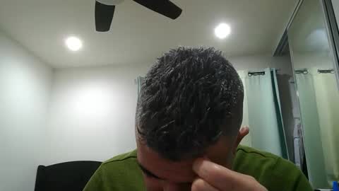 Snapshot of h0nest84 chatting on January 2025 05:48:01 AM h0nest84 online show from January 2025 05:48:01 AM