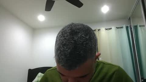 Snapshot of h0nest84 chatting on February 2025 05:47:01 AM h0nest84 online show from February 2025 05:47:01 AM