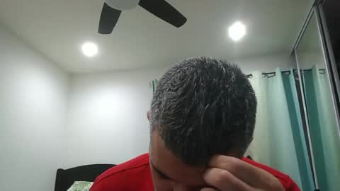 Snapshot of h0nest84 chatting on February 2025 07:00:02 AM h0nest84 online show from February 2025 07:00:02 AM