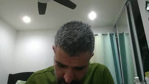 Snapshot of h0nest84 chatting on February 2025 06:27:02 AM h0nest84 online show from February 2025 06:27:02 AM