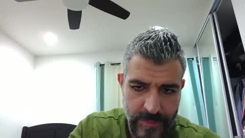 Snapshot of h0nest84 chatting on February 2025 07:23:02 AM h0nest84 online show from February 2025 07:23:02 AM