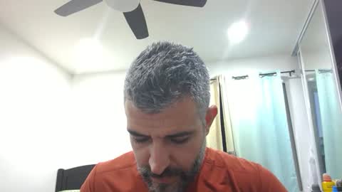 Snapshot of h0nest84 chatting on October 2025 01:45:01 AM h0nest84 online show from October 2025 01:45:01 AM