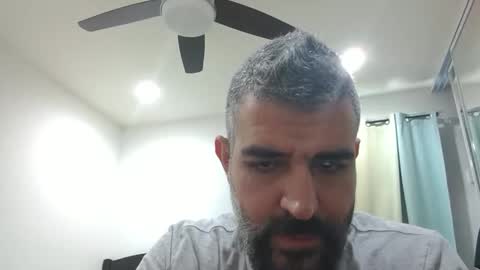 Snapshot of h0nest84 chatting on November 2025 06:40:01 PM h0nest84 online show from November 2025 06:40:01 PM