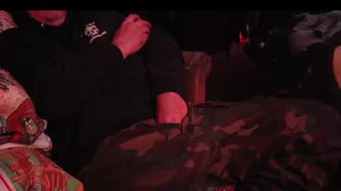 Snapshot of h0tttsteel chatting on January 2025 10:29:02 PM h0tttsteel online show from January 2025 10:29:02 PM