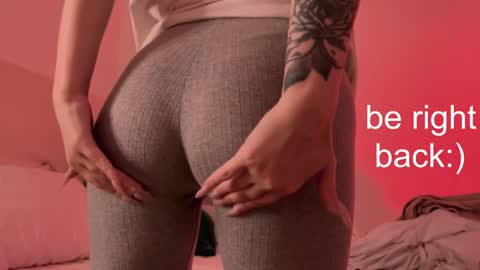 Lana online show from January 2025 07:13:02 PM