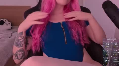 Lana online show from February 2026 08:01:02 PM