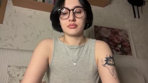 Helga online show from September 2025 04:23:01 PM