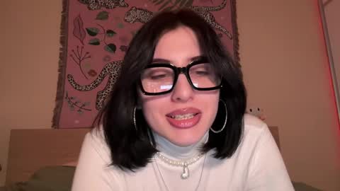 Helga online show from March 2026 04:40:02 PM