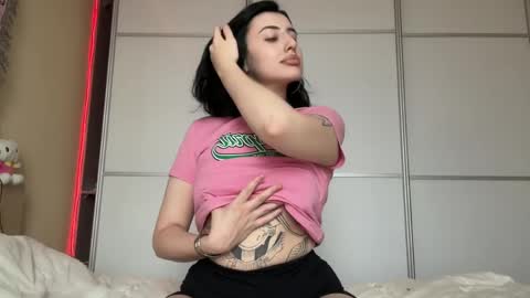 Helga online show from June 2026 03:05:01 PM
