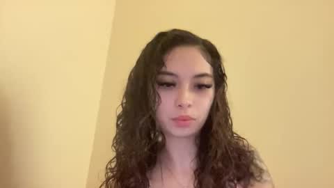 Snapshot of h3nnynlace chatting on November 2025 07:25:01 AM h3nnynlace online show from November 2025 07:25:01 AM