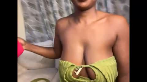 h_o_t_goddess online show from November 2025 03:44:02 PM