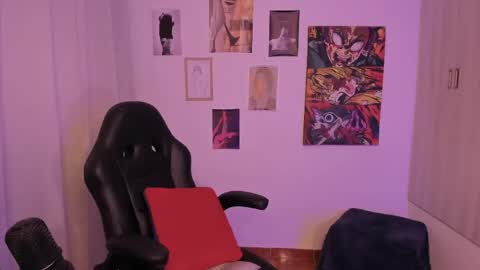 haanna_thompsoon online show from May 2026 03:24:01 AM