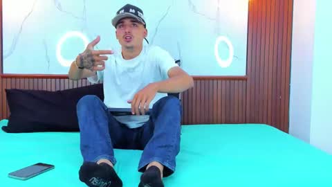 Hadrian Torres online show from March 2026 12:42:01 PM