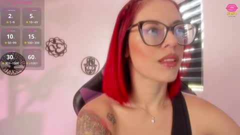 Snapshot of haileebeer_ chatting on May 2026 04:24:01 PM Hailee online show from May 2026 04:24:01 PM
