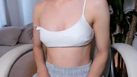 Hailey online show from December 2025 08:46:01 PM