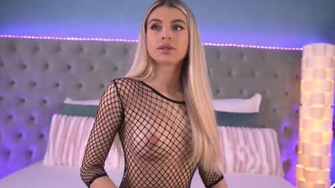 Snapshot of hailey_madow chatting on November 2025 07:18:02 AM Hailey online show from November 2025 07:18:02 AM