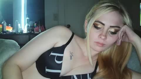 Hailey and d online show from December 2024 07:58:02 AM