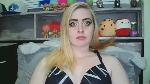 Hailey and d online show from December 2024 11:08:02 PM