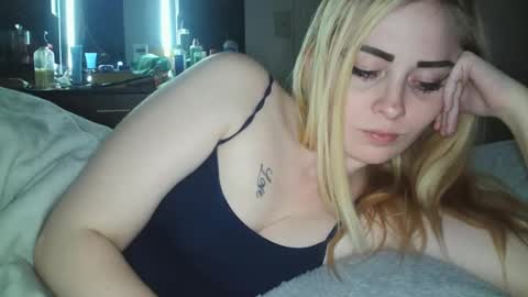 Hailey and d online show from February 2025 02:42:02 AM