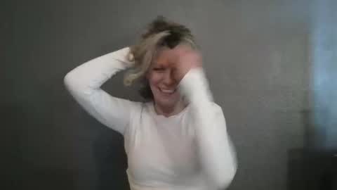 Hailey online show from April 2026 04:22:02 PM