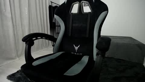 Adam online show from December 2024 07:54:02 PM