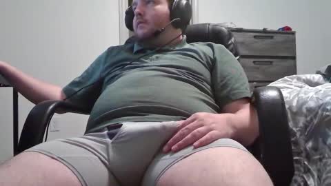 hairymikey online show from November 2025 05:06:01 AM