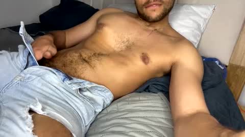 Independent       model  online show from March 2025 11:59:02 PM