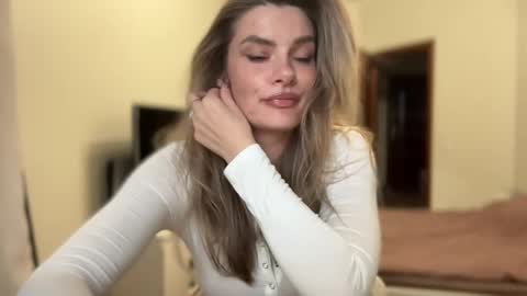 haley_rune online show from September 2025 03:15:01 PM